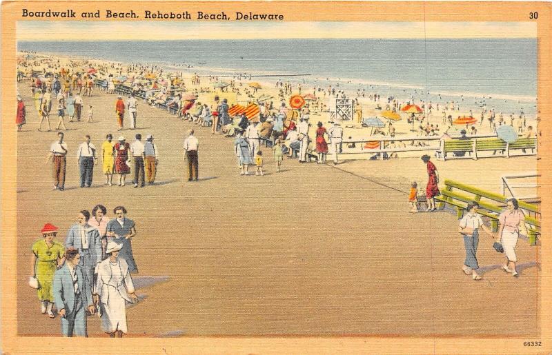 F4/ Rehoboth Beach Delaware Postcard 1950 Boardwalk and Beach People 6