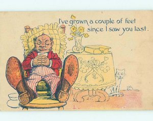 Pre-Linen comic CAT WATCHES MAN PUT HIS FEET UP ON STOOL HL2275