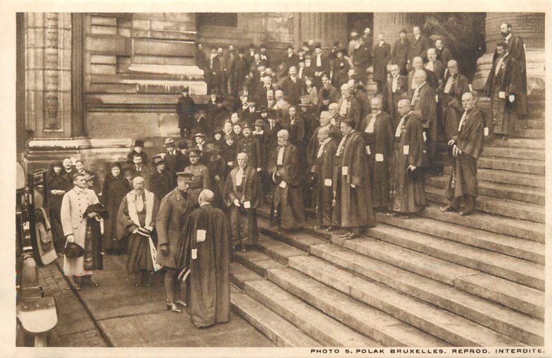 The King and the high magistrates in Brussels Belgium postcard