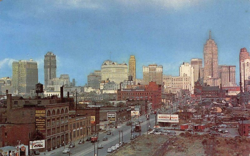 SKYLINE OF DETROIT Michigan from West Fort Street c1950s Vintage Postcard