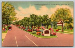 World War Monument  Victory Drive  Savannah  Georgia   Postcard  1941