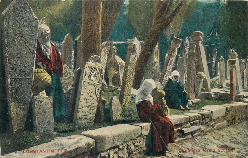 Turkey Constantinopole Cimetiere turc a Scutari  Postcard