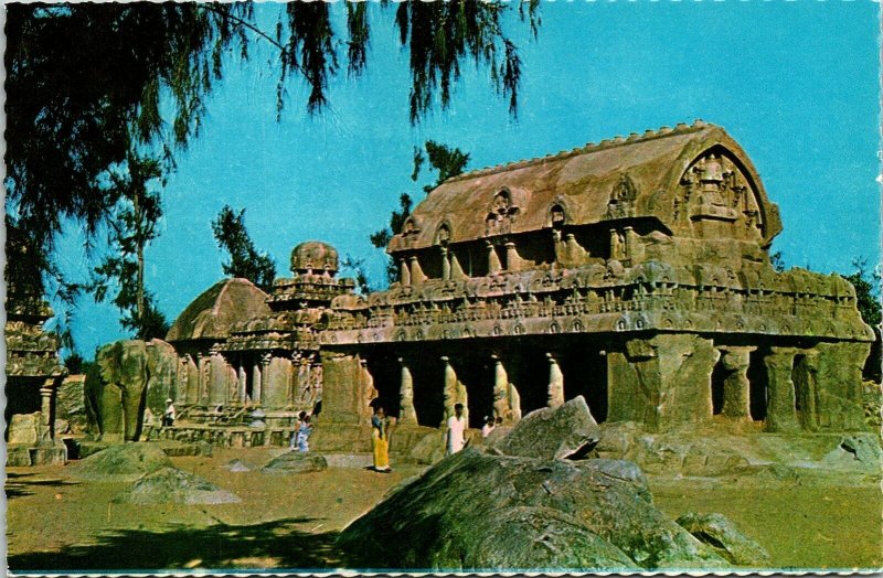 Five Rathas Mahabalipuram India VTG Postcard Scalloped UNP Vintage Unused 