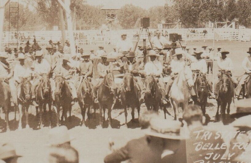 Belle Fourche SOUTH DAKOTA RPPC 1927 TRISTATE ROUNDUP Rodeo COWBOYS Horses KB United States