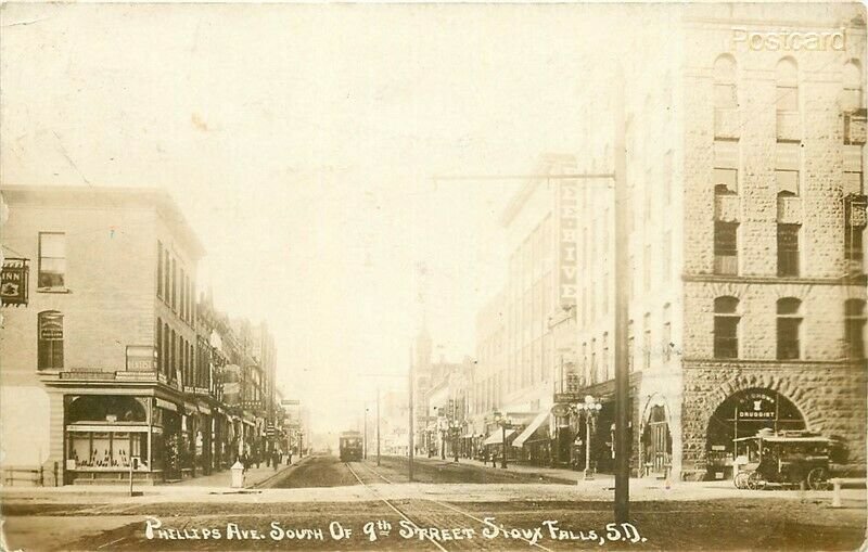 SD, Sioux Falls, South Dakota, Phillips Avenue,  RPPC