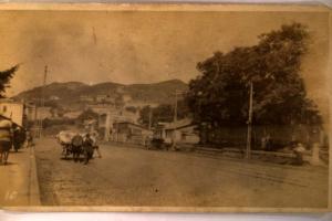 pre-1930 rppc STREET VIEW - HORSES WAGONS HOUSES & PEOPLE - Great Postcard y0780