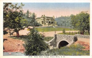 BLACK HILLS, South Dakota SD   STATE GAME LODGE  Stone Bridge  ca1920's Postcard