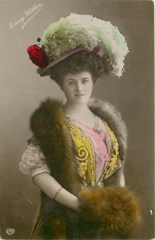 Actress Emmy Wehlen fancy feather glamour hat fur postcard