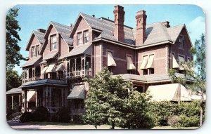 1950s RALEIGH NC GOVERNOR'S MANSION BURKE SQUARE BLOUNT ST POSTCARD P3561