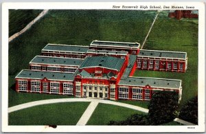 New Roosevelt High School Des Moines Iowa IA Campus Building Postcard