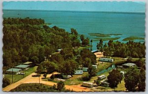 Vtg Lake Wales Florida FL Cherry Pocket Fishing Camp Cottages 1960s Postcard