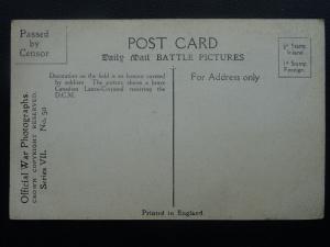 WW1 DECORATING CANADIAN ON BATTLE FIELD Daily Mail War c1916 Postcard