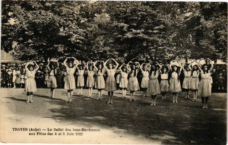 CPA TROYES - Le Ballet de Jean-Macéennes (179223)