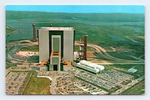 NASA Apollo Saturn V Facilities Kennedy Space Center Florida Chrome Postcard H17