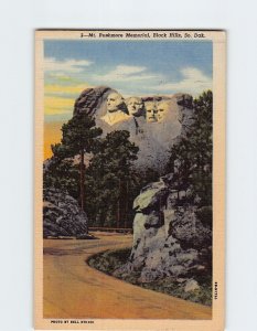 Postcard Mount Rushmore Memorial, Black Hills, South Dakota, USA