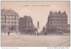 France Dijon Place Darcy et Statue de Rude