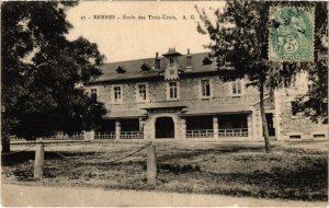 CPA RENNES - École des Trois-Croix (111986)