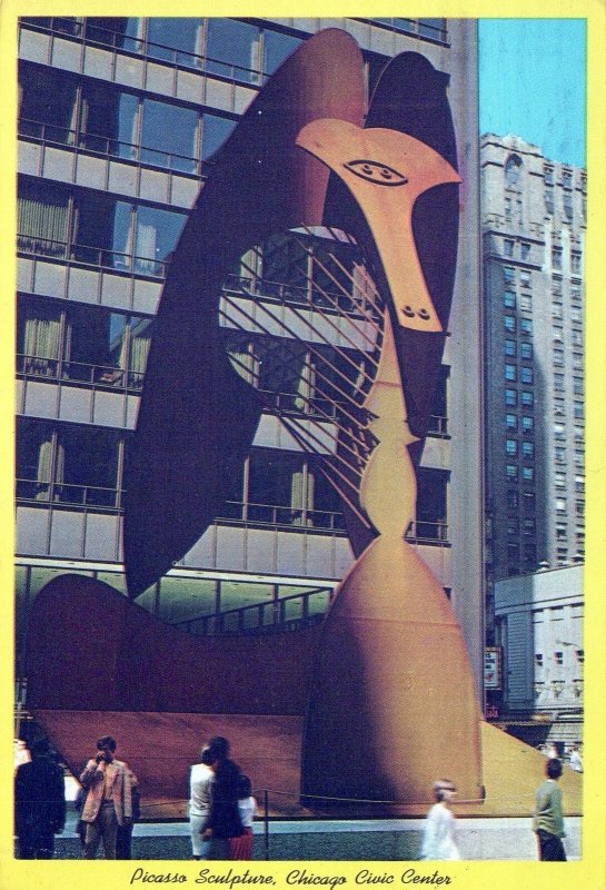 VINTAGE POSTCARD CONTINENTAL SIZE PICASSO SCULPTURE CHICAGO CIVIC CENTER 1970s