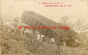 NY, Richmondville, New York, RPPC, D & H Railroad Train Wreck, Men Pulling Car 