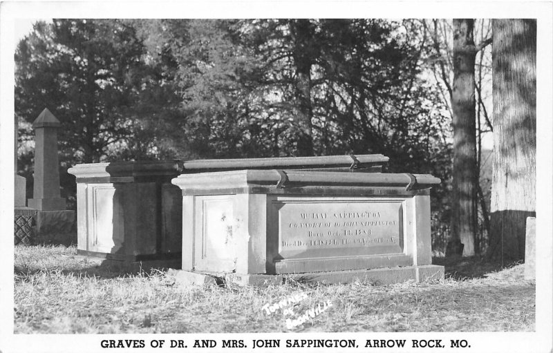 F52/ Arrow Rock Missouri RPPC Postcard c1950s Sappington Graves