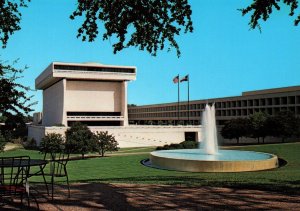 Lyndon Baines Johnson Linrary and Museum,Austin,TX
