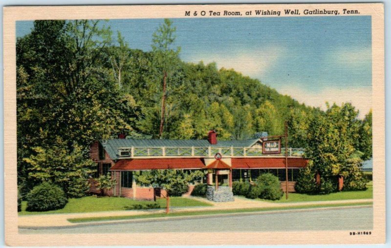 GATLINBURG, Tennessee TN ~ M. & O. TEA ROOM at Wishing Well c1940s  Postcard