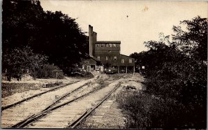 c1915 RAIL CARS INDUSTRY ROCK/GRAIN RAIL LOADING AZO REAL PHOTO POSTCARD 25-99 