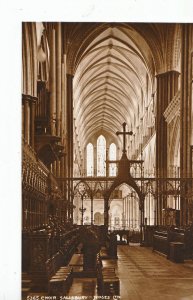 Wiltshire Postcard - Choir - Salisbury    ZZ3261