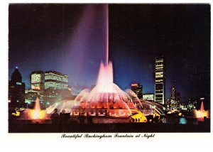 Beautiful Buckingham Fountain at Night, Chicago, Illinois