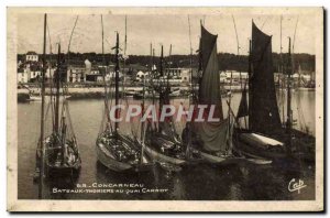 Old Postcard Concarneau Tuna Boat at the Quai Carnot Charter