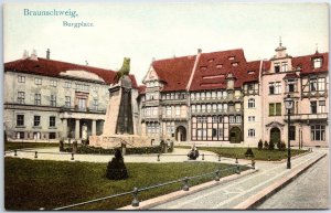 VINTAGE POSTCARD THE TOWN PLAZA AT BRAUNSCHWEIG GERMANY c. 1910