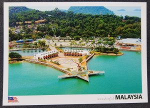 [AG] P182 Malaysia Kedah Langkawi Tourism Eagle Square Bird (postcard) *New