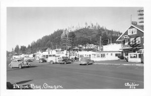 H17/ Depoe Bay Oregon RPPC Postcard c50s Spouting Horn Inn Café Aquarium