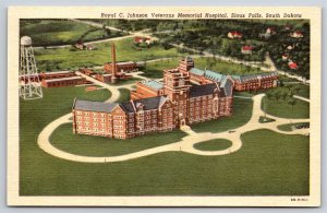 Sioux Falls South Dakota~Royal Johnson Veterans Memorial Hospital~Linen Postcard