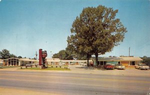 Milan, TN Tennessee  SOUTHGATE MOTEL~RESTAURANT~Howard Arnold  ROADSIDE Postcard