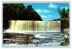 Vintage Upper Falls Of The Tahquamenon River Postcard P138E