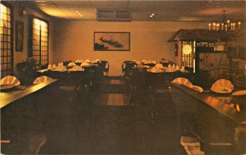 Livonia Michigan~Moy's Japanese Steak House Interior~1960s Postcard 