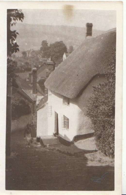 Somerset Postcard - Street Scene - Minehead - Ref 1004A