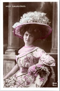 Postcard Belle Epoque era actress  Melle Saunieres