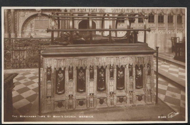 Warwickshire Postcard - The Beauchamp Tomb, St Mary's Church, Warwick   RS351