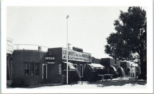 1970s Keahey's Deluxe Motel Casper Wyoming Postcard