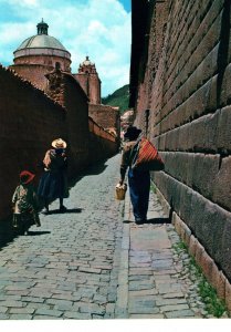 VINTAGE CONTINENTAL SIZE POSTCARD NUNNERY OF THE CHOSEN WOMEN SUN VIRGINS CUZCO