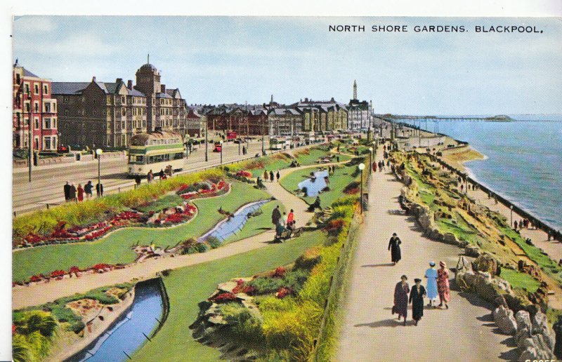 Lancashire Postcard - North Shore Gardens - Blackpool   XX552