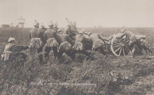 RPPC GERMAN SOLDIERS GUN WW1 MILITARY REAL PHOTO POSTCARD (c. 1915)