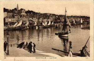 CPA TROUVILLE - Le Port (276310)