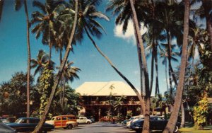 Honolulu, HI Hawaii   HALEKULANI HOTEL~Waikiki  WOODY WAGON  ca1950's Postcard