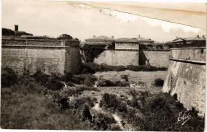 CPA ILE-de-RÉ - St-MARTIN-de-RÉ - Vue sur la Bagne . (183788)