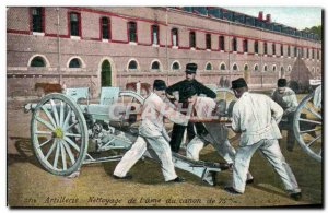 Artillery - Cleaning the & # 39ame Canon - - Old Postcard