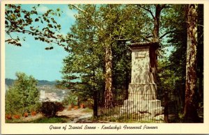 Kentucky Frankfort Daniel Boone Grave and Monument