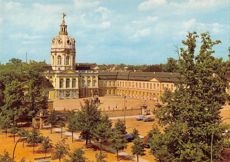 GG11590 Berlin Charlottenburger Schloss Castle Auto, Cars Chateau